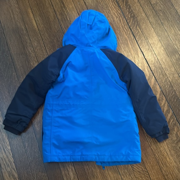Lands end boys winter coat. Good for outdoor winter activities. - Picture 4 of 4